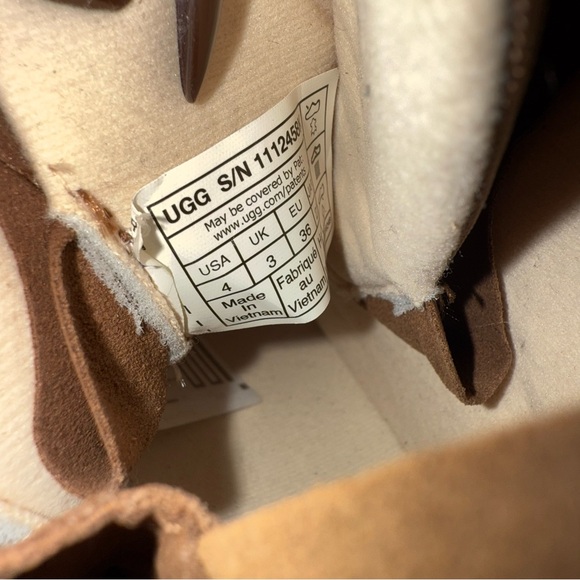 Ugg boys Robley Weather boots size 4 - Picture 8 of 9